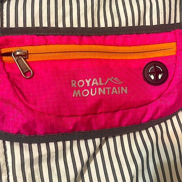 Waist bag/Fanny pack - Picture 3 of 4